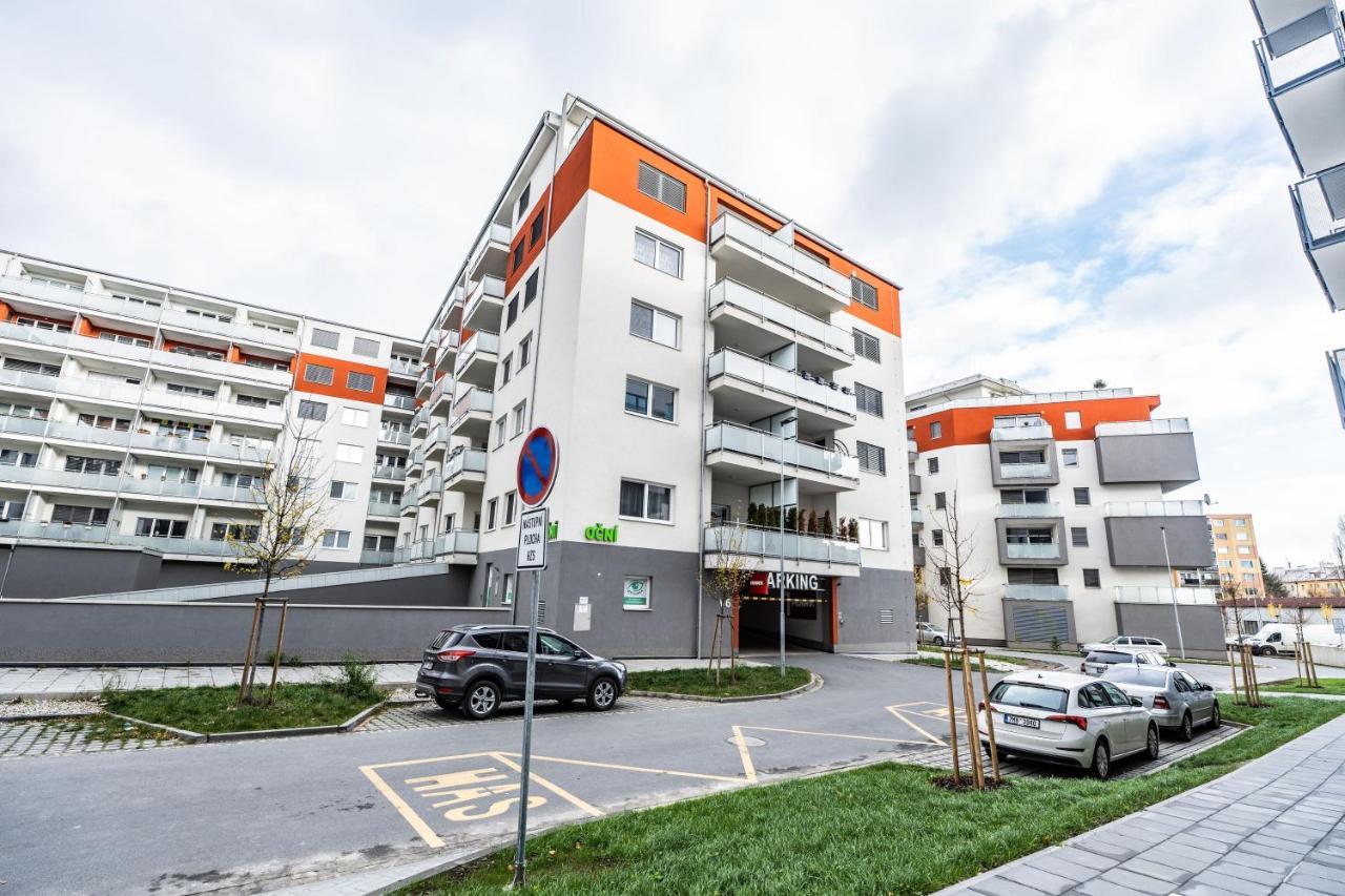 Apartment Wolkerovka 2 *